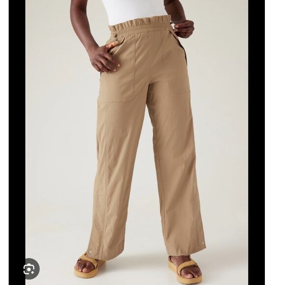 Athleta Pants - Athleta Trekkie High Rise Parachute Pant 6